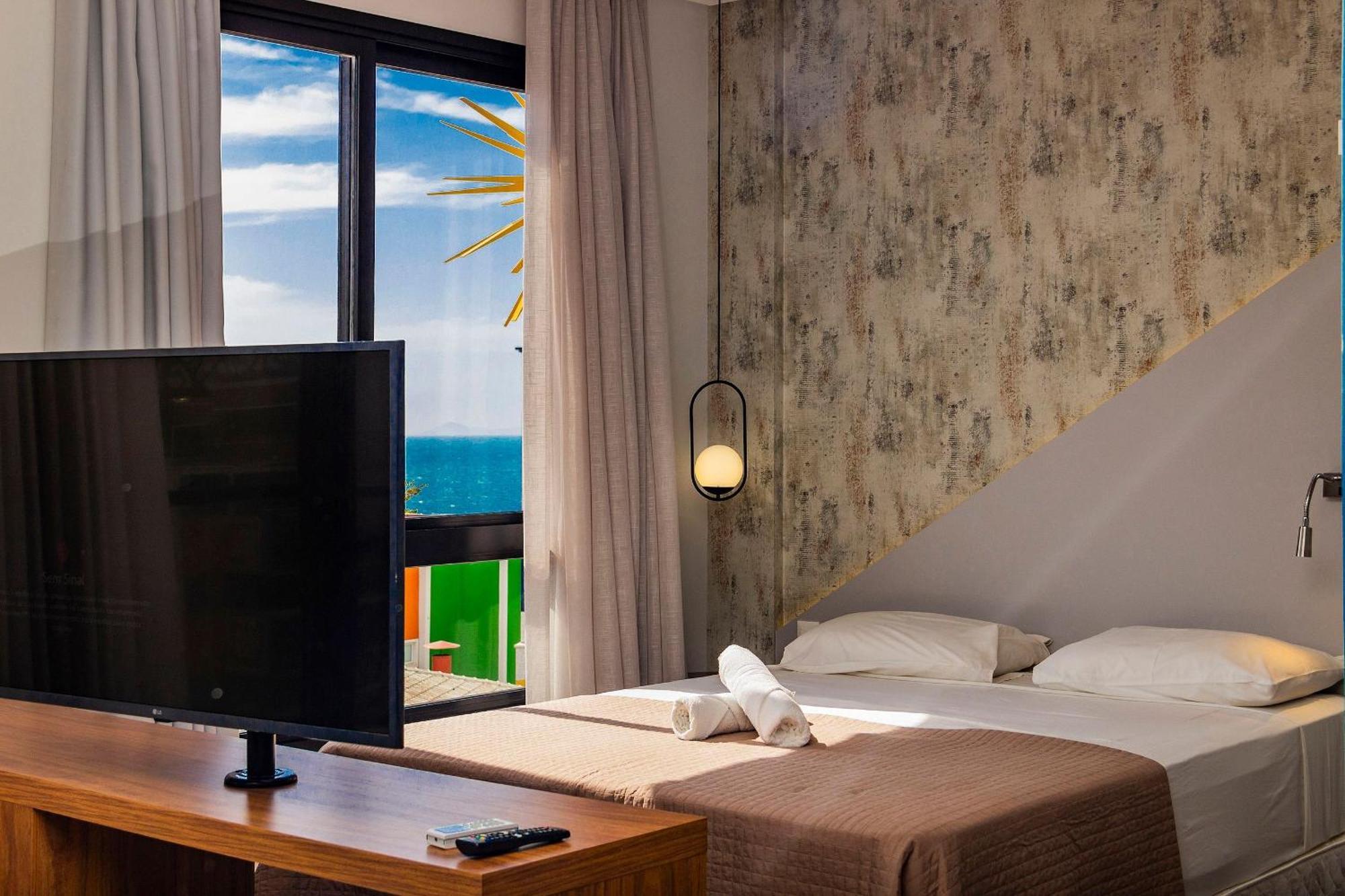 Aion Suites 303 - Lindo Apartamento Com Vista Para O Mar, A 60M Da Praia De Bombinhas, Com Piscina E Academia No Rooftop. Exterior photo